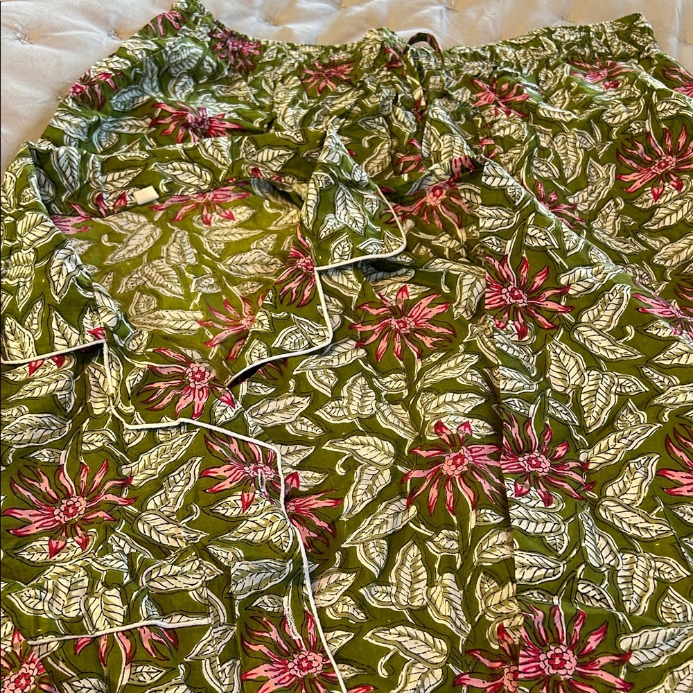 Floral Green Muslin Cotton Pajama Set NEW - Picture 2 of 3